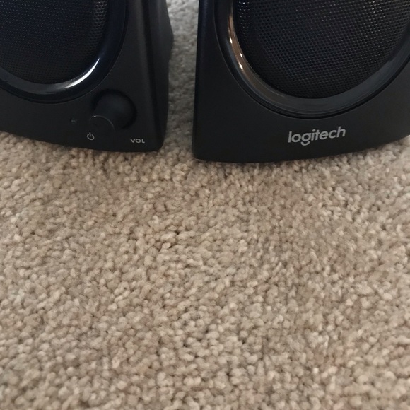 Logitech Z130 PC Speakers - Picture 2 of 6